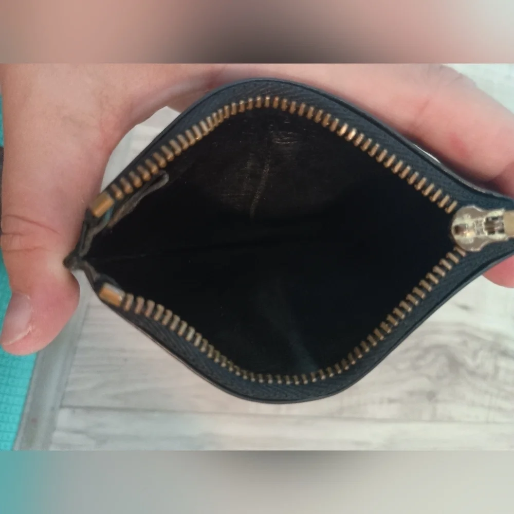 LOUIS VUITTON Epi Pochette Cles Coin Purse Black